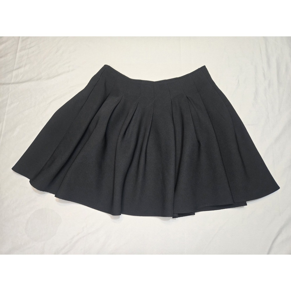 And Now This‎ Pleated Black Mini Skirt XS Side Zip Stretch Pockets Flirty
